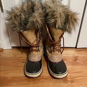 Sorel Tan and Black Winter Boots